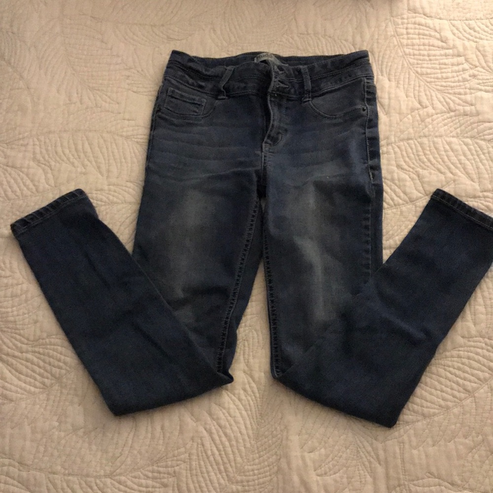 Mudd Medium Wash Skinny Jeans